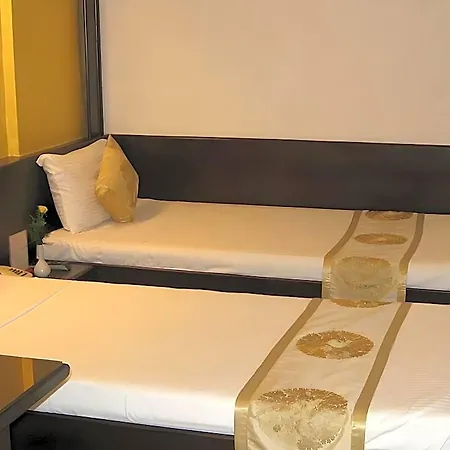 Hotel Avion