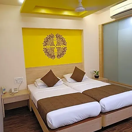 Rajhans Hotel Mumbai