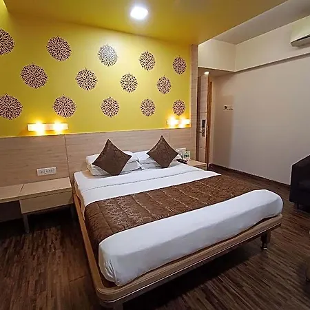 Rajhans 2* Mumbai