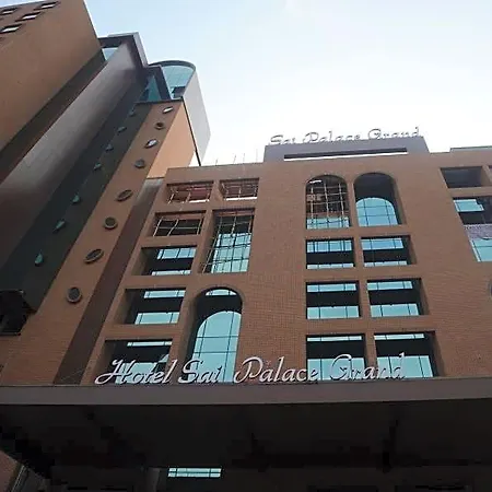 Hotel Sai Palace Grand Malad 4*