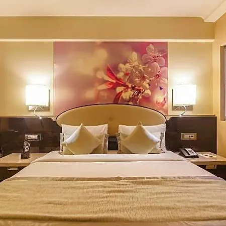 Sai Palace Grand Malad Hotel