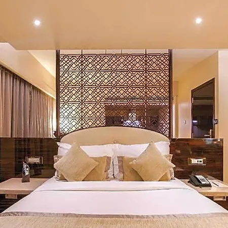 Sai Palace Grand Malad 4*