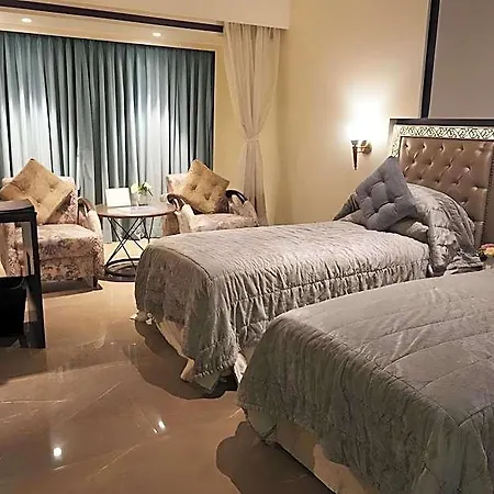 Hotel Peninsula Redpine Mumbai