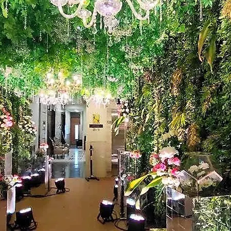 Club Emerald 3* Mumbai