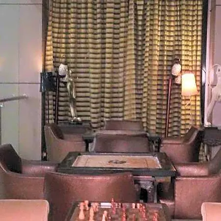 Hotel Club Emerald Mumbai