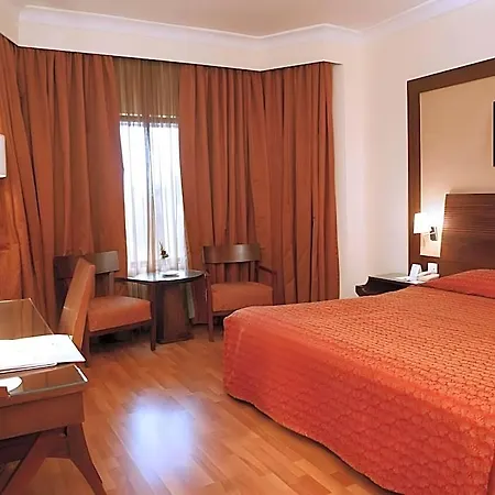 Hotel The Retreat & Convention Centre Mumbai