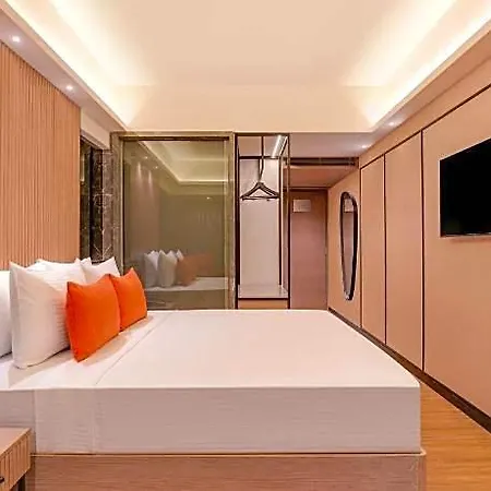 Grand Hometel A Sarovar Hotel 3*
