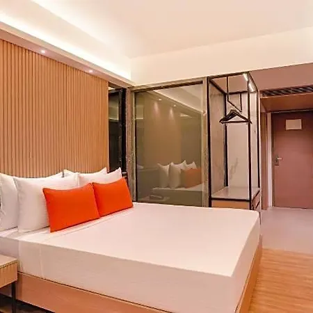 Hotel Grand Hometel A Sarovar 3*