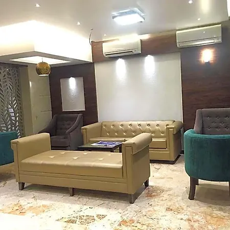 Hotel Le Grande - International Airport Mumbai