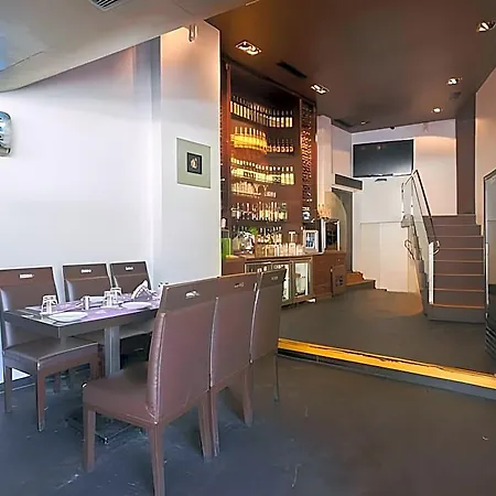 Kings International Juhu Hotel 3*