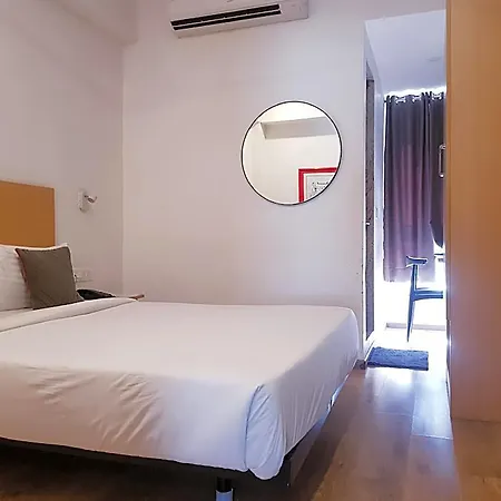 Unicontinental Hotel