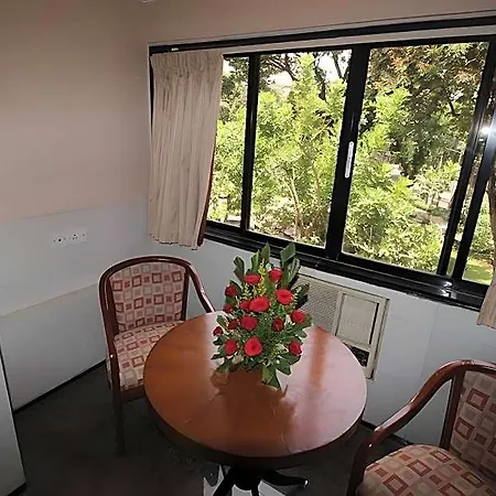 Park View, 3*