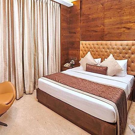 Goldfinch Hotel Mumbai