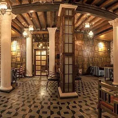 Hotel Crawford Inn Mumbai