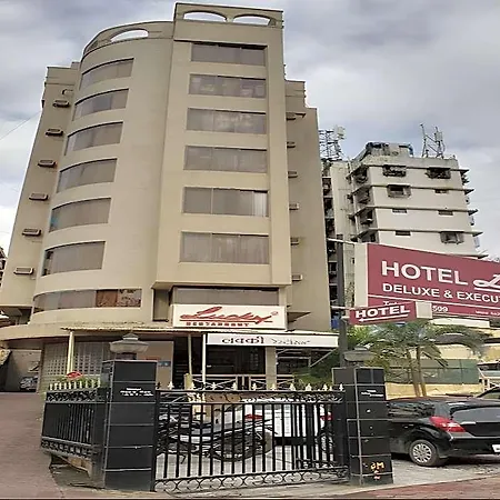 Hotel Lucky Near Nesco 3*