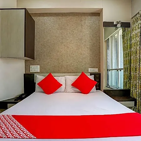 Hotel Nishita Residency 3*