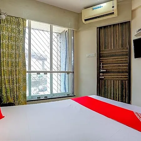 Nishita Residency Hotel 3*