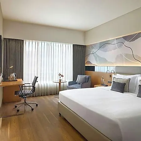 The Fern Mumbai, Goregaon, Series By Marriott 5*