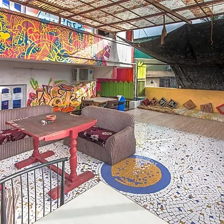 Backpackers Villa Mumbai Hostel