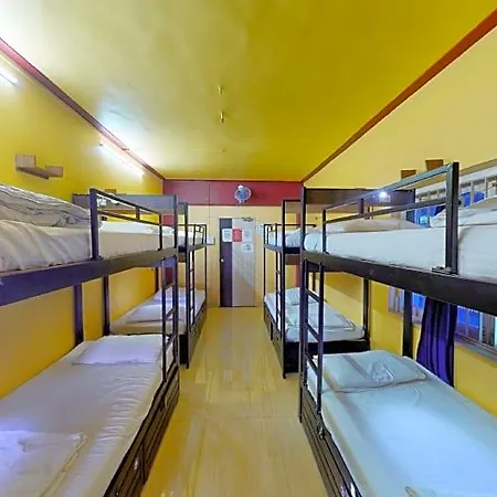 Backpackers Villa Mumbai Hostel Mumbai