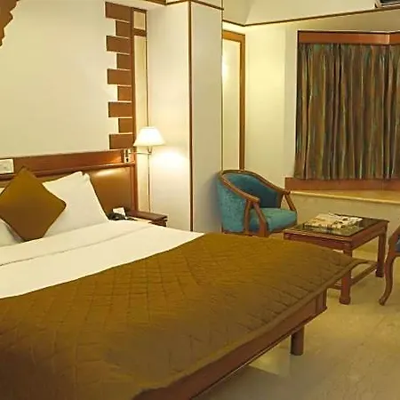 Hotel Regal Enclave