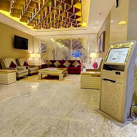 Niranta Airport Transit & Lounge Terminal 2 Arrivals/landside