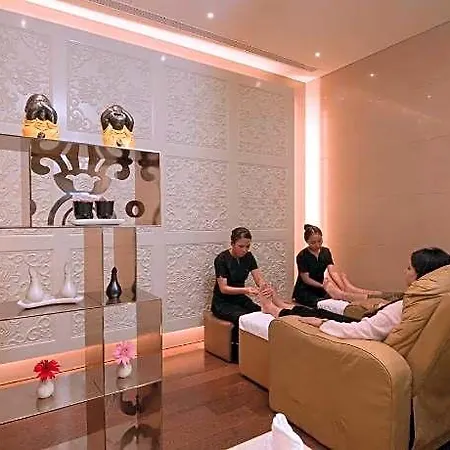 Niranta Airport Transit & Lounge Terminal 2 Arrivals/landside 4* Mumbai