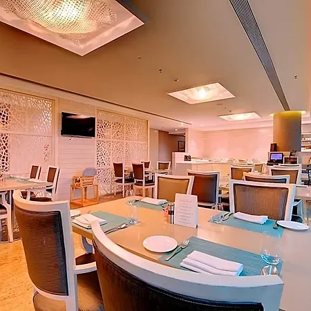 Niranta Airport Transit & Lounge Terminal 2 Arrivals/landside Hotel