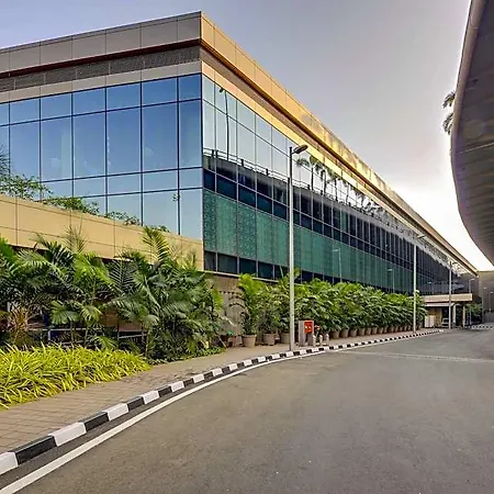 Niranta Airport Transit & Lounge Terminal 2 Arrivals/landside Hotel 4*