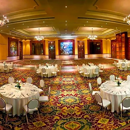 Hotel The Lalit Mumbai