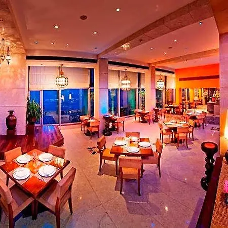 The Taj Mahal Palace, 5* Mumbai