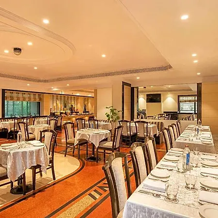 Hotel Fariyas , Colaba