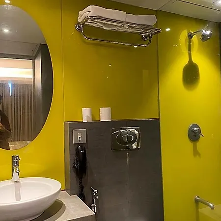 Landmark Residency Hotel