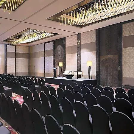 Jw Marriott Sahar Airport Hotel