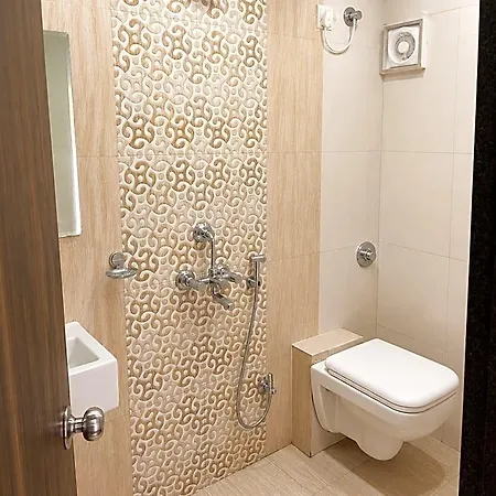 Fabexpress Alfa Galaxy Hotel Mumbai