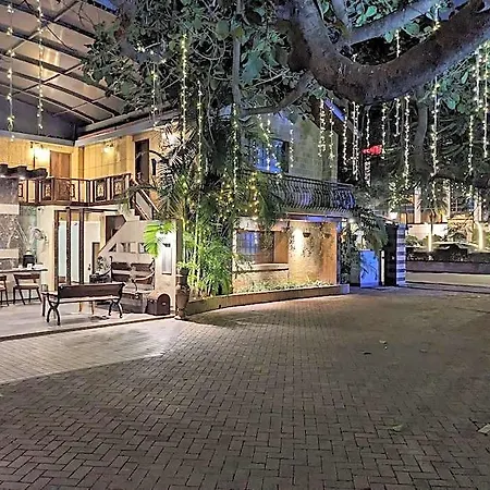 Hotel Garden Mumbai