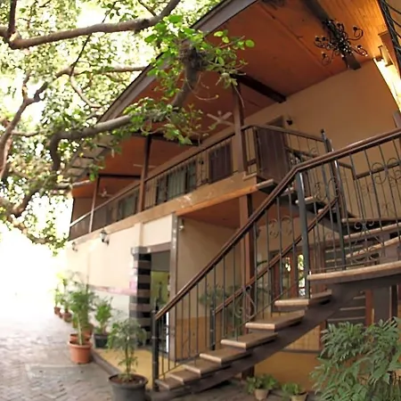 Garden 3* Mumbai