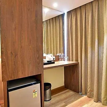 The Aarya A Smart Business 3* Mumbai