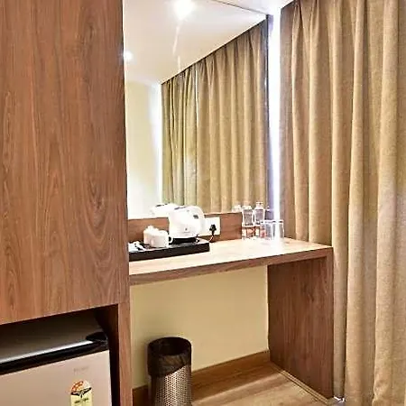 The Aarya A Smart Business Hotel 3*