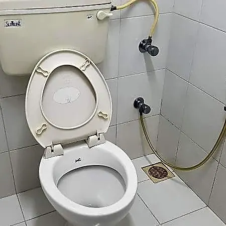 Hotel Kumkum 2*