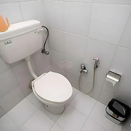 Hotel Kumkum 2*
