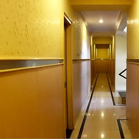 Palace 2* Mumbai
