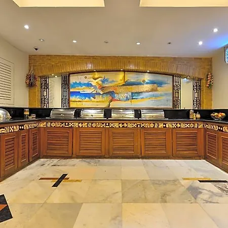 Ajanta Hotel 3*