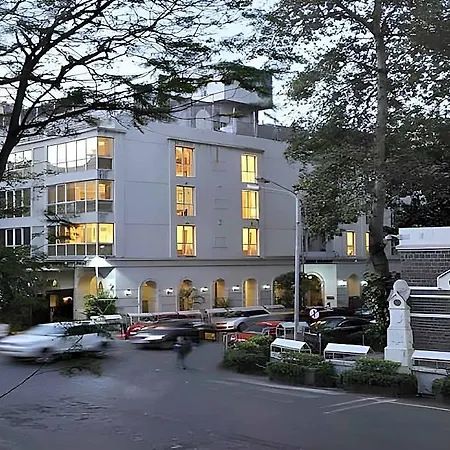 Diplomat, Colaba