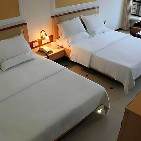 Godwin - Colaba Hotel Mumbai
