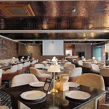 Hotel Silver Mumbai