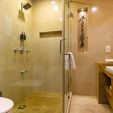 Hotel Le Sutra Hotel, Khar, Mumbai