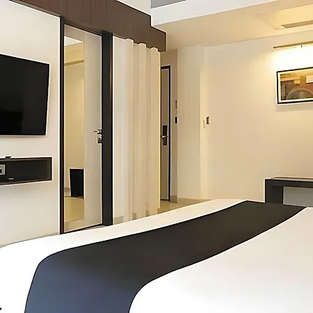 The Roa 3* Mumbai