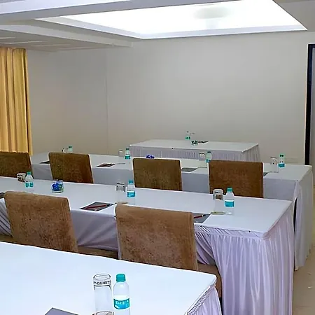 Hotel The Roa Mumbai