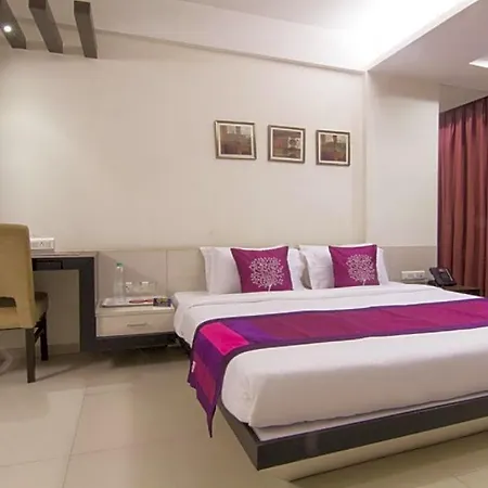 The Roa Hotel